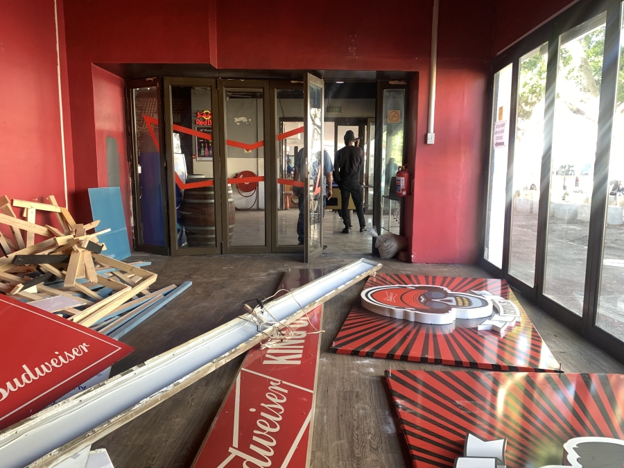 To Let commercial Property for Rent in Rondebosch Western Cape